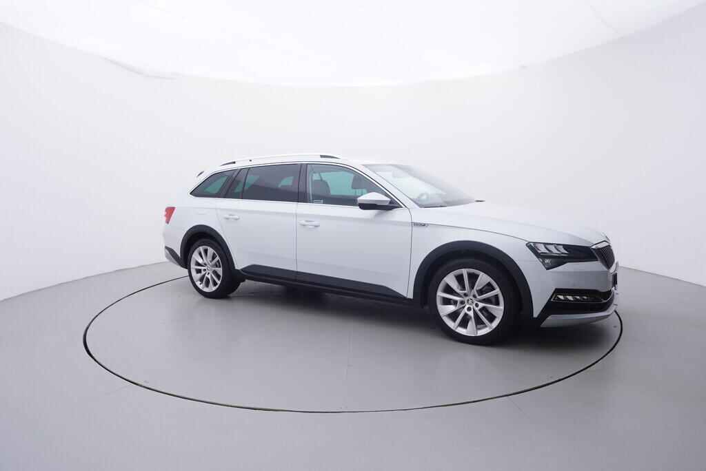 OV190V10026_16.webp_SUPERB Scout 2.0 TDI 140 kW automat, DPH