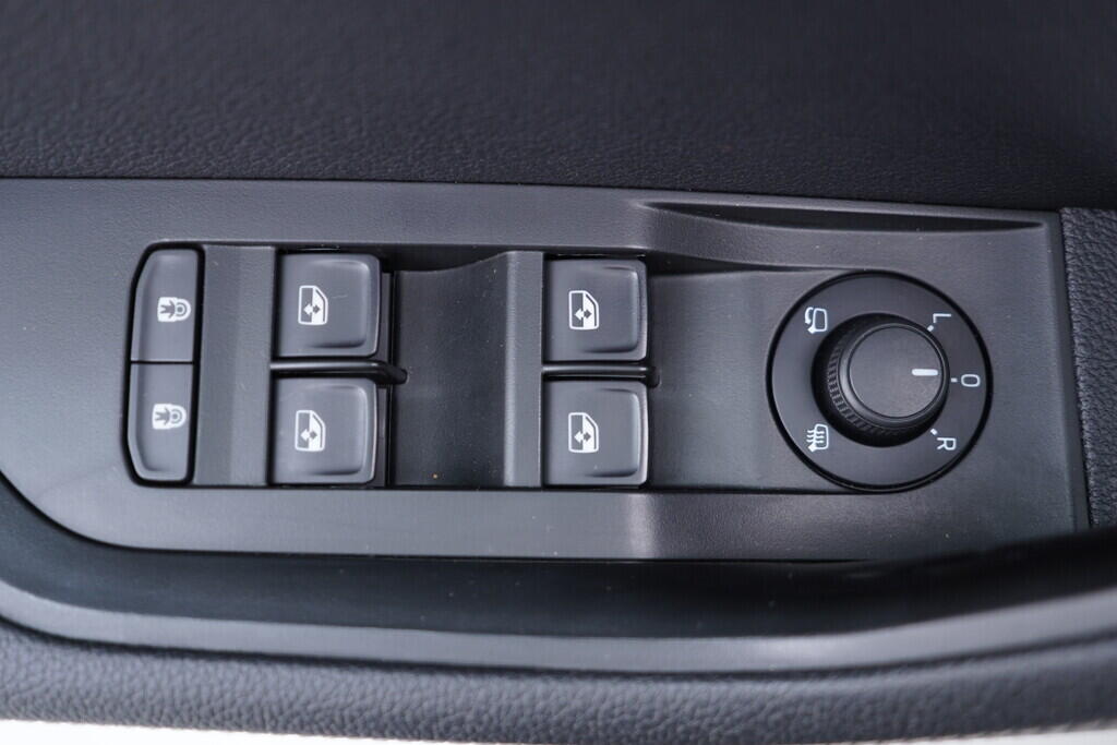 OV190V10026_20.webp_SUPERB Scout 2.0 TDI 140 kW automat, DPH