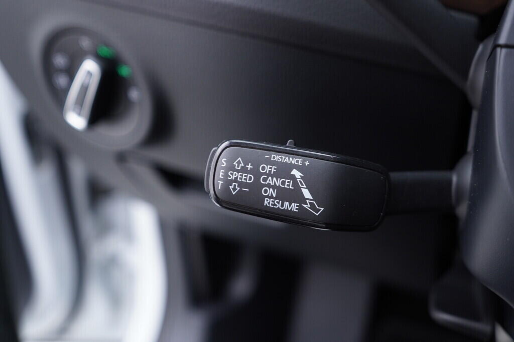 OV190V10026_26.webp_SUPERB Scout 2.0 TDI 140 kW automat, DPH