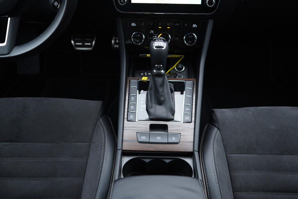 OV190V10026_36.webp_SUPERB Scout 2.0 TDI 140 kW automat, DPH