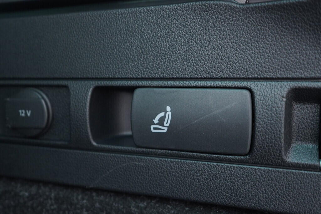 OV190V10026_42.webp_SUPERB Scout 2.0 TDI 140 kW automat, DPH