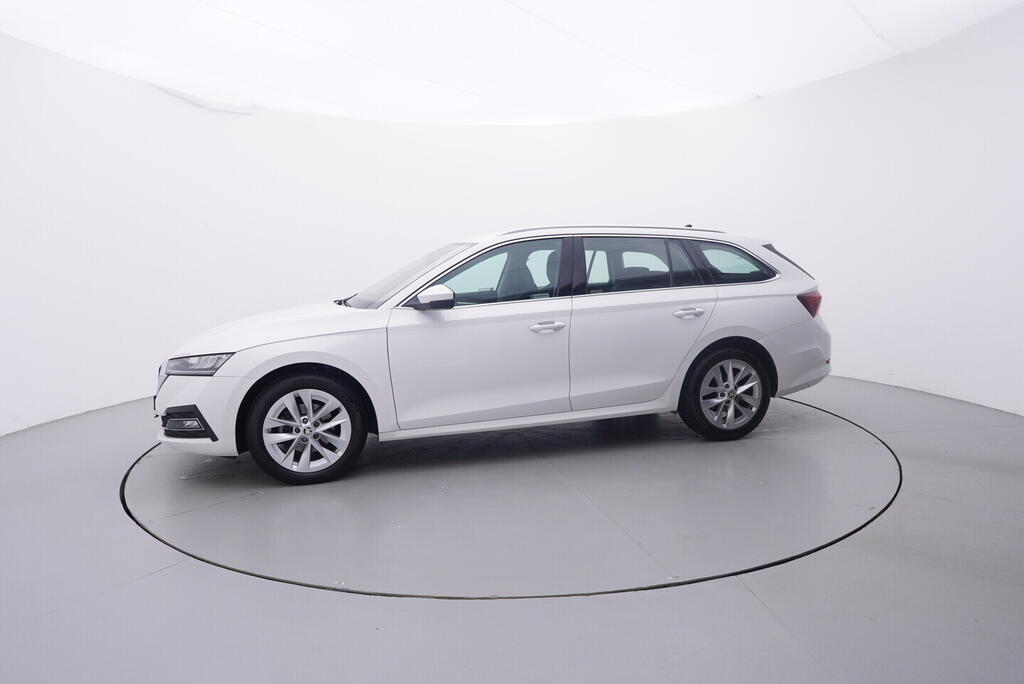 OV190V10027_11.webp_OCTAVIA Style 2.0 TDI 85 kW automat, DPH