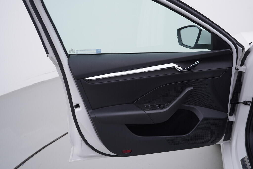 OV190V10027_19.webp_OCTAVIA Style 2.0 TDI 85 kW automat, DPH