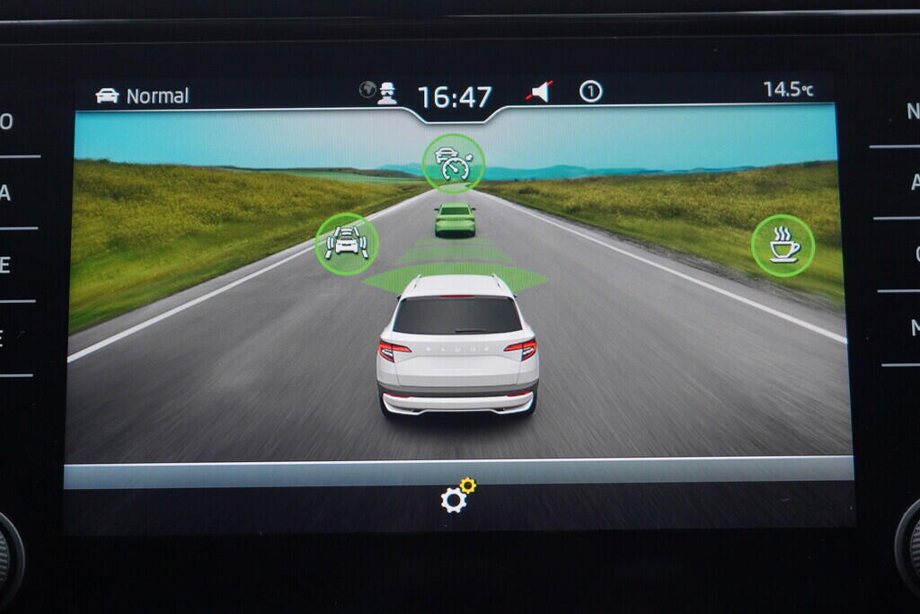 OV190V10029_30.webp_KAROQ Scout 2.0 TDI 110 kW automat, DPH