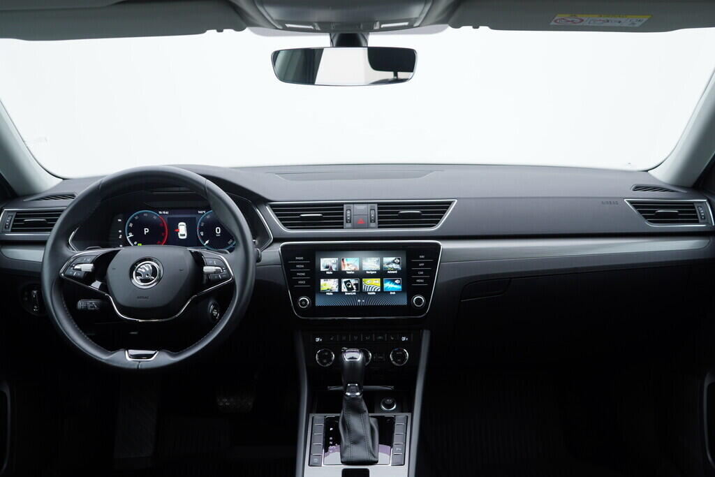 OV190V10030_27.webp_SUPERB Style 2.0 TDI 110 kW automat, DPH