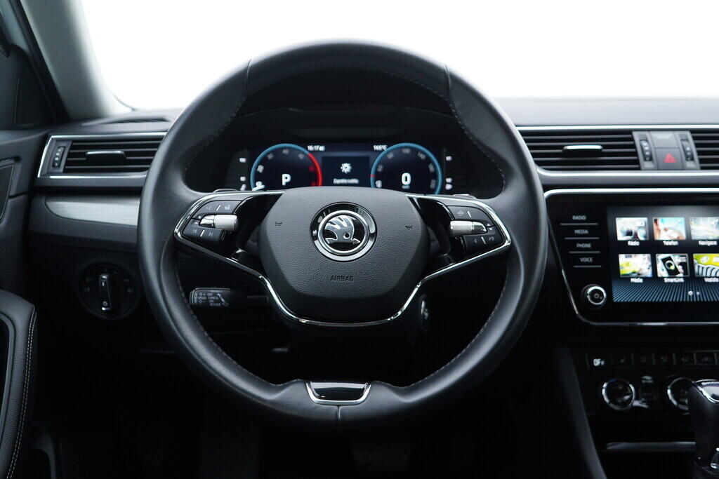 OV190V10030_28.webp_SUPERB Style 2.0 TDI 110 kW automat, DPH