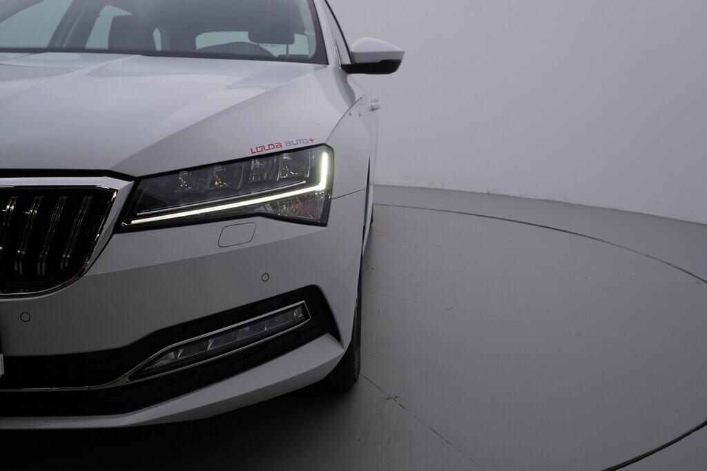 OV190V10030_44.webp_SUPERB Style 2.0 TDI 110 kW automat, DPH