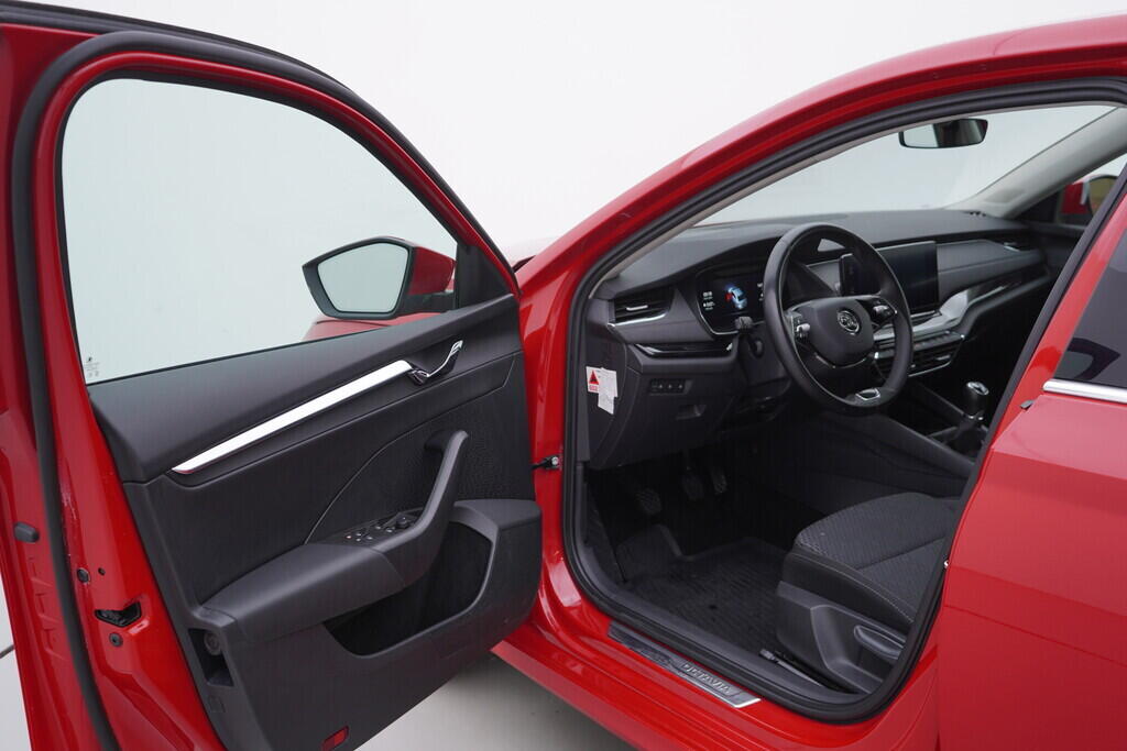 OV190V10031_18.webp_OCTAVIA Style 2.0 TDI 85 kW manuál, DPH