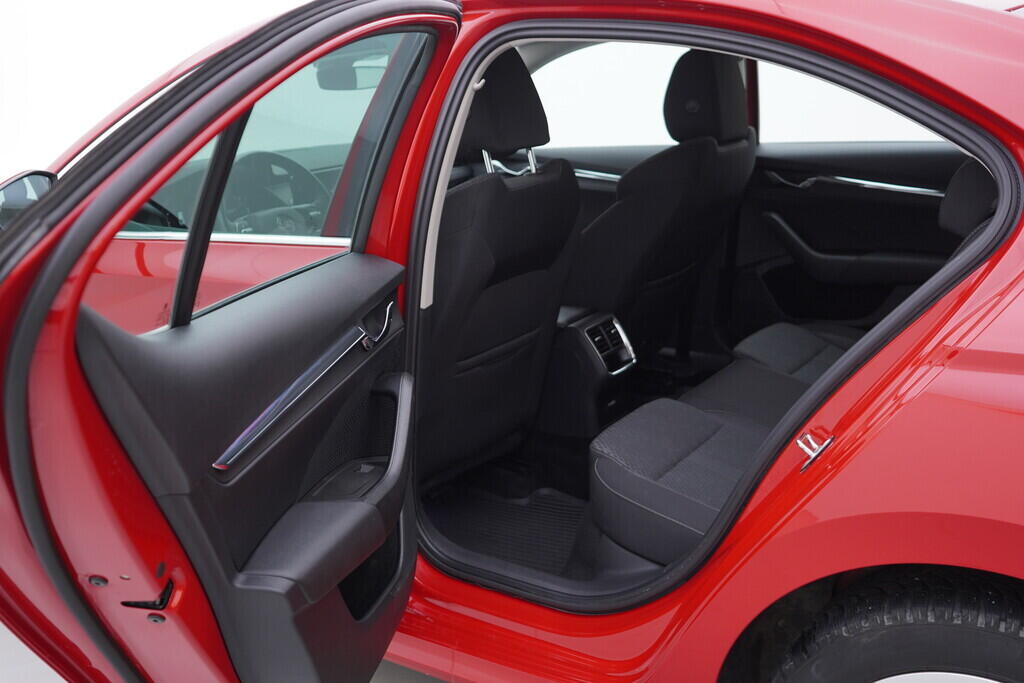 OV190V10031_33.webp_OCTAVIA Style 2.0 TDI 85 kW manuál, DPH