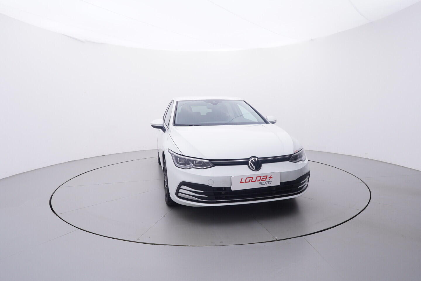 OV190V10036_17.webp_GOLF  1.4 TSi Phev 110 kW automat, DPH