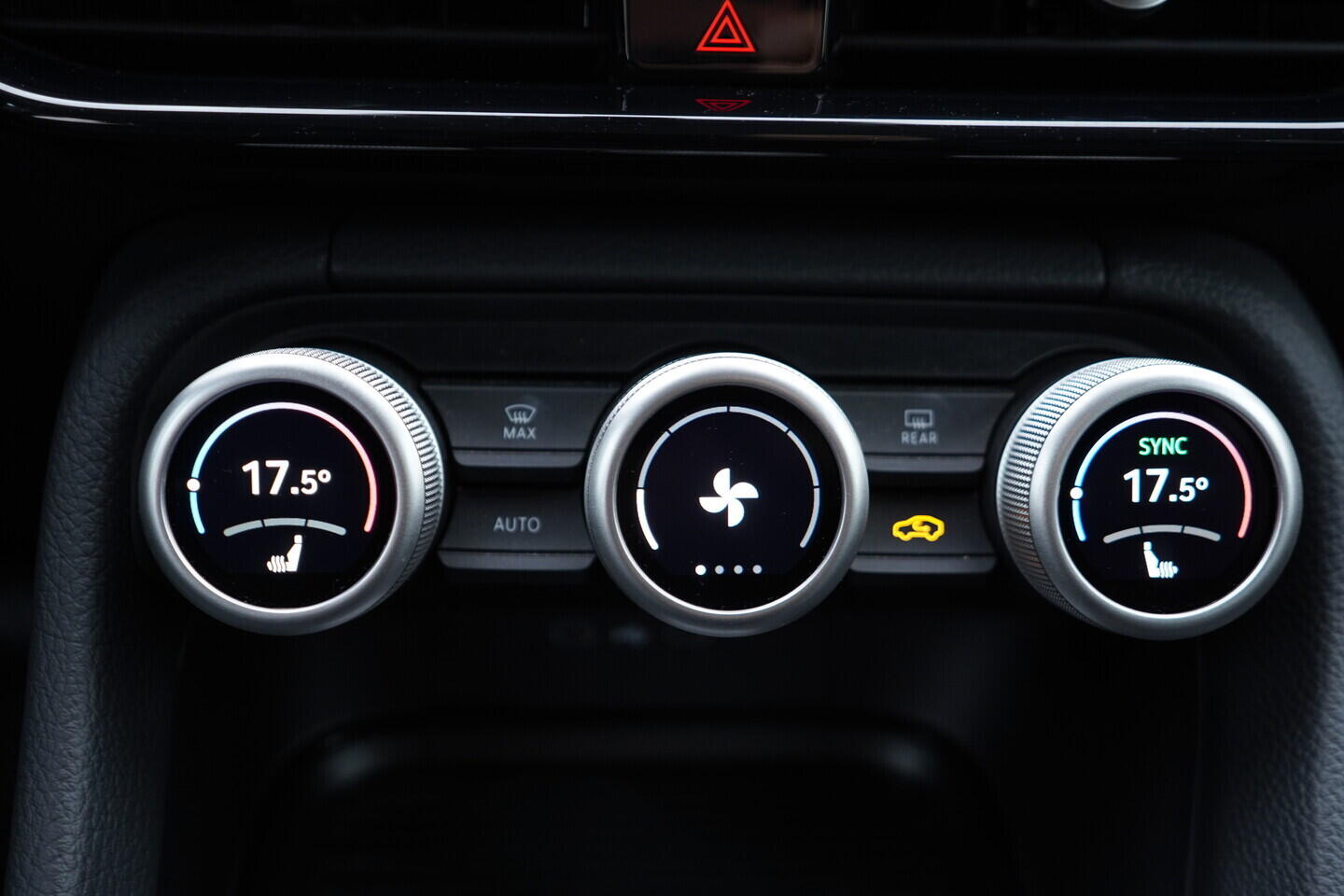 OV190V10041_36.webp_KODIAQ Exclusive Selection 2.0 TDI 142 kW automat, DPH