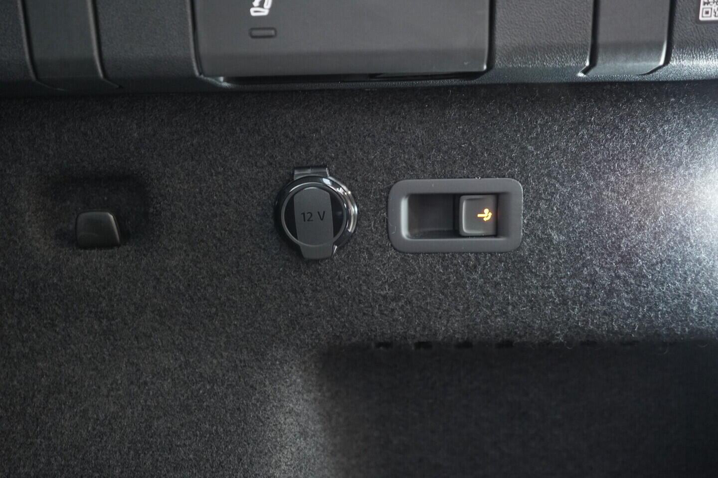 OV190V10041_42.webp_KODIAQ Exclusive Selection 2.0 TDI 142 kW automat, DPH