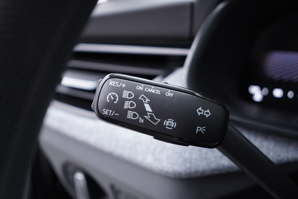 OV190V10047_24.webp_KAMIQ Selection 1.0 TSI 85 kW manuál, DPH