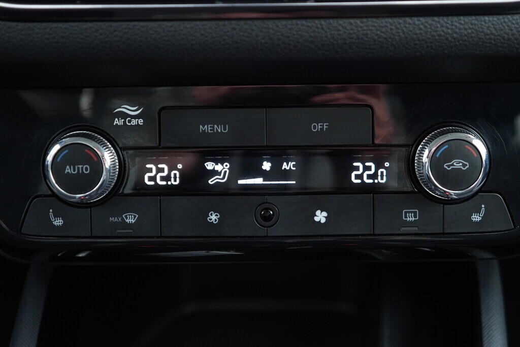 OV190V10047_32.webp_KAMIQ Selection 1.0 TSI 85 kW manuál, DPH