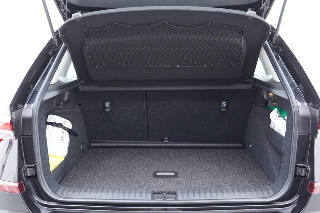 OV190V10047_37.webp_KAMIQ Selection 1.0 TSI 85 kW manuál, DPH