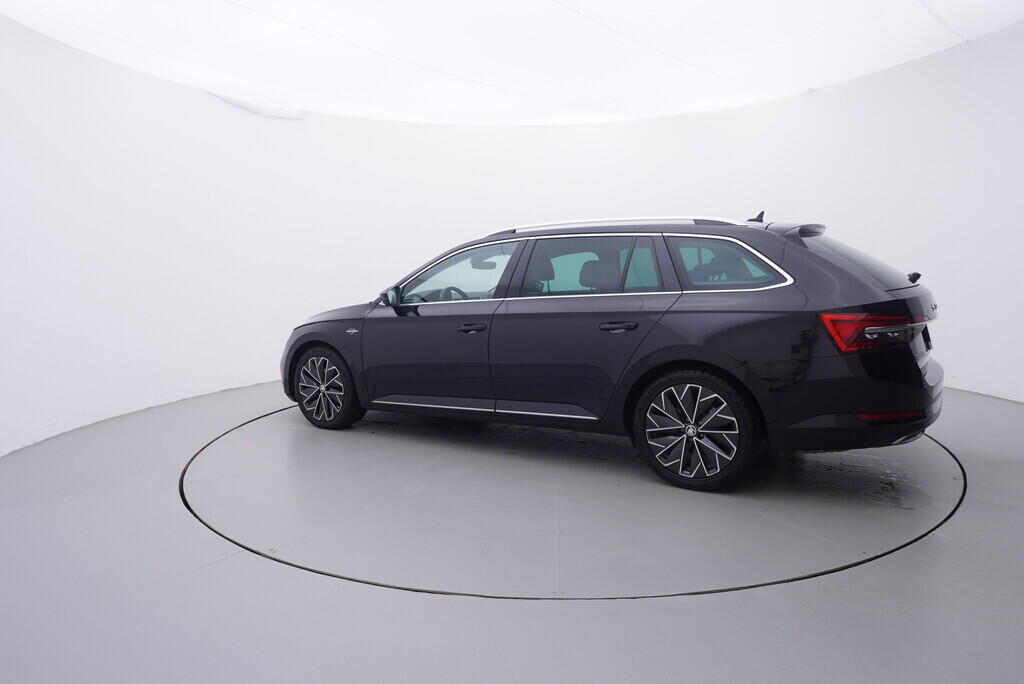 OV190V10048_12.webp_SUPERB L&K 2.0 TDI 140 kW automat