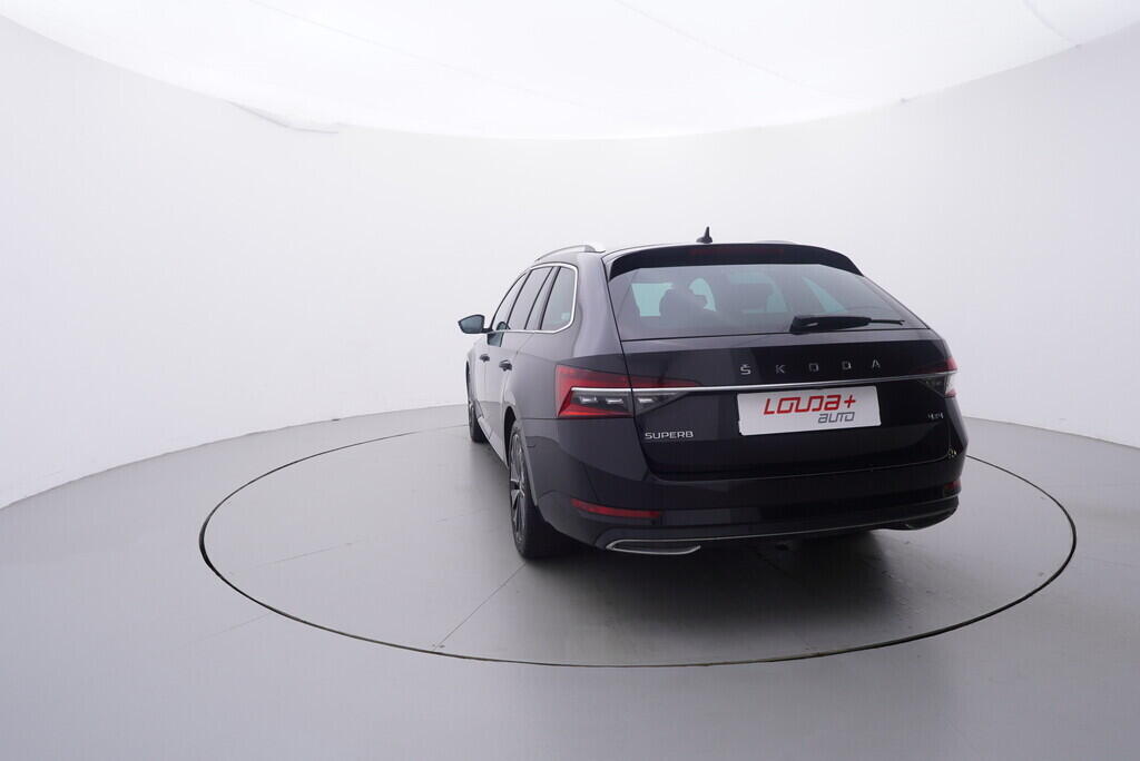 OV190V10048_13.webp_SUPERB L&K 2.0 TDI 140 kW automat