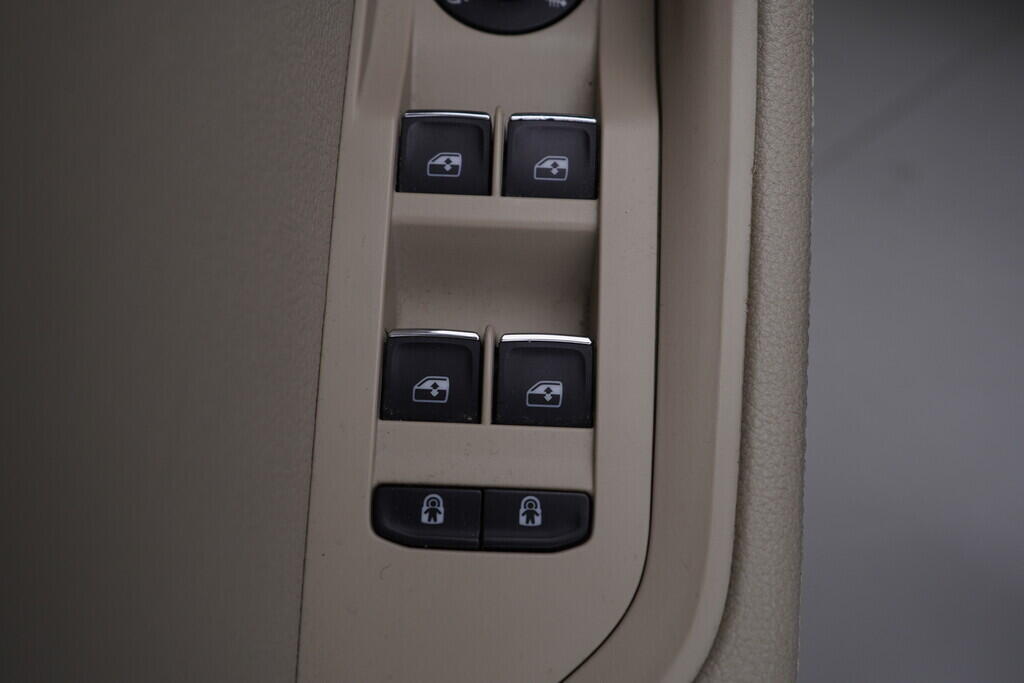 OV190V10048_20.webp_SUPERB L&K 2.0 TDI 140 kW automat