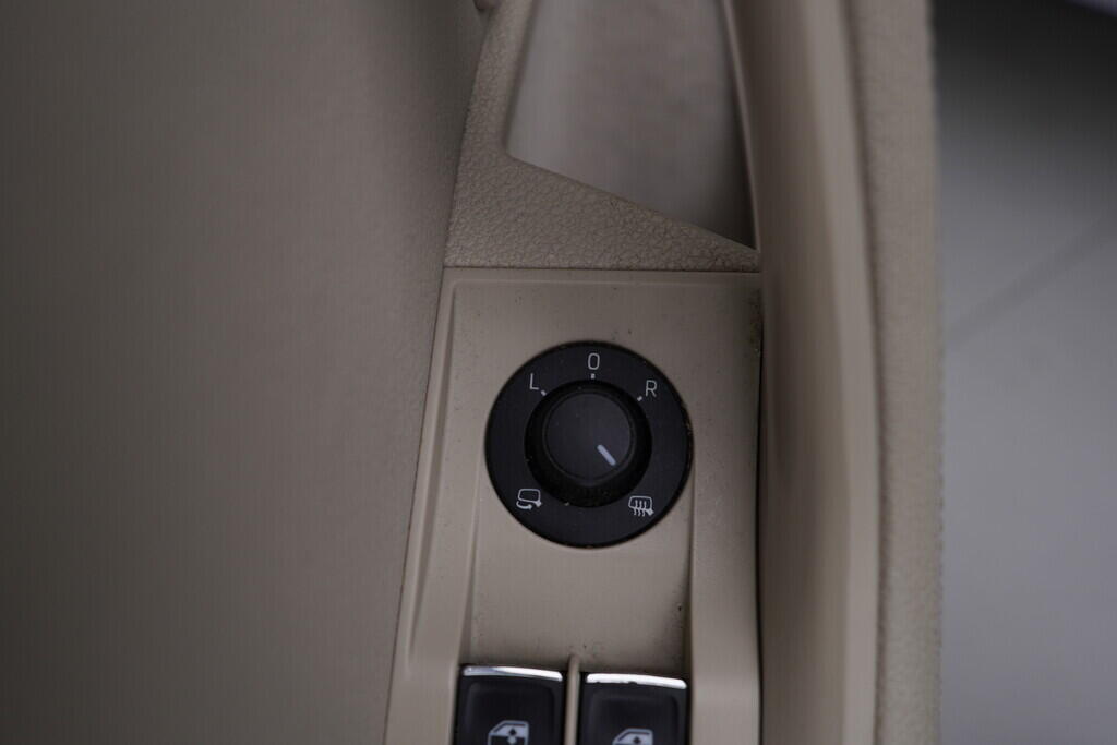 OV190V10048_21.webp_SUPERB L&K 2.0 TDI 140 kW automat