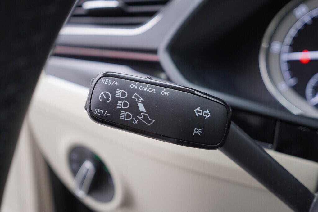 OV190V10048_27.webp_SUPERB L&K 2.0 TDI 140 kW automat