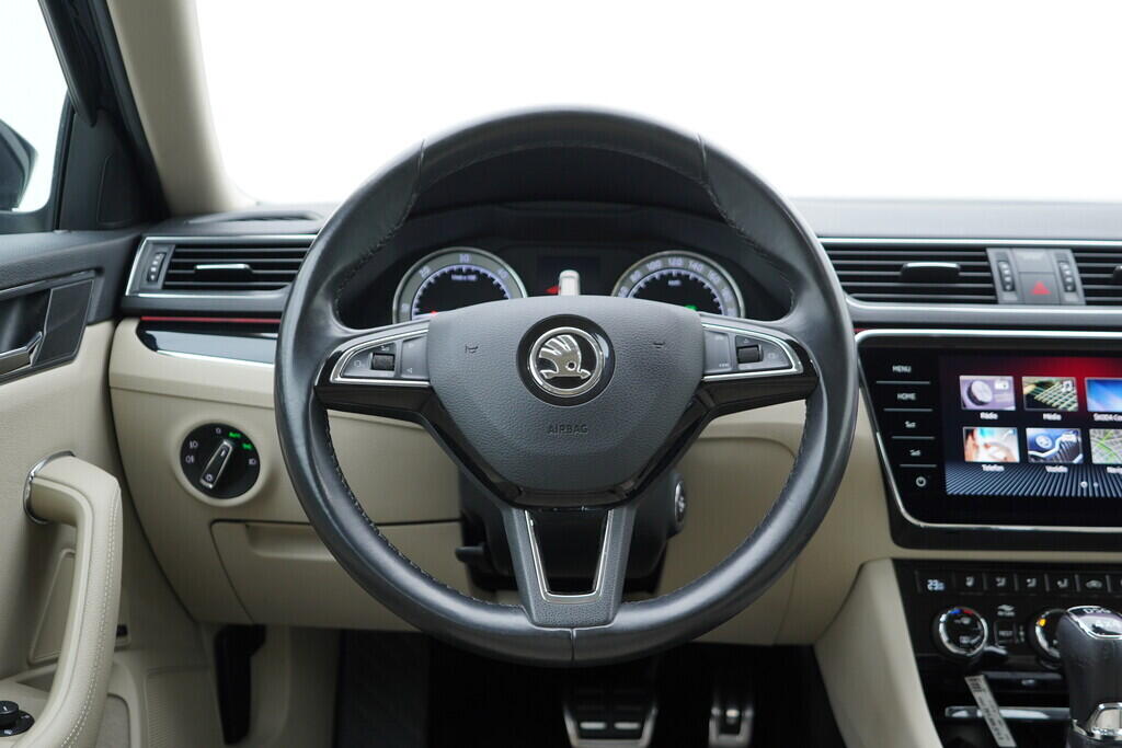 OV190V10048_30.webp_SUPERB L&K 2.0 TDI 140 kW automat