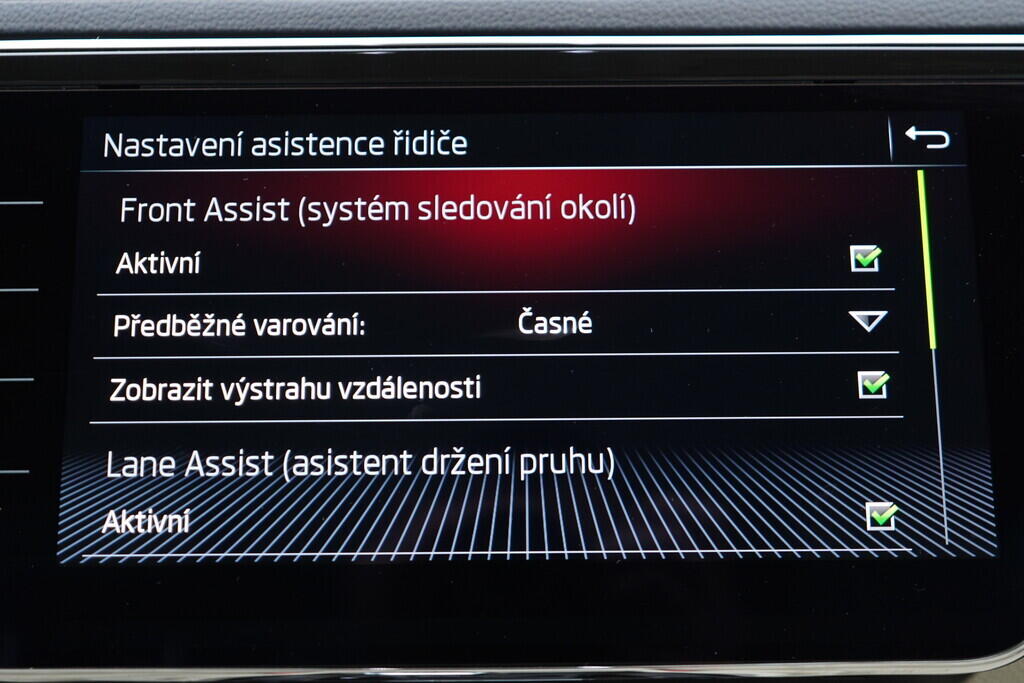 OV190V10048_32.webp_SUPERB L&K 2.0 TDI 140 kW automat