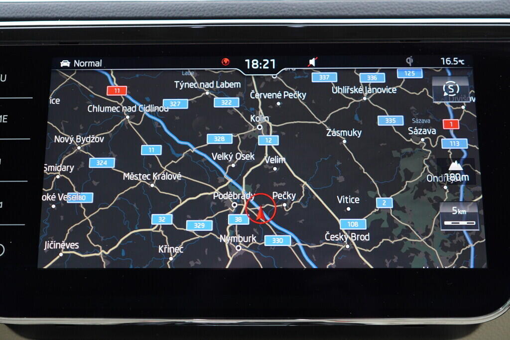 OV190V10048_35.webp_SUPERB L&K 2.0 TDI 140 kW automat