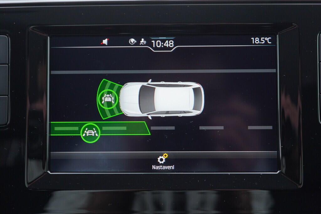 OV190V10049_28.webp_SCALA 173 1.0 TSI 85 kW manuál, DPH