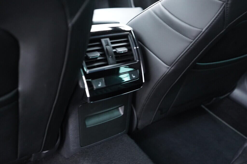 OV190V10051_39.webp_SUPERB L&K 2.0 TDI 147 kW automat, DPH