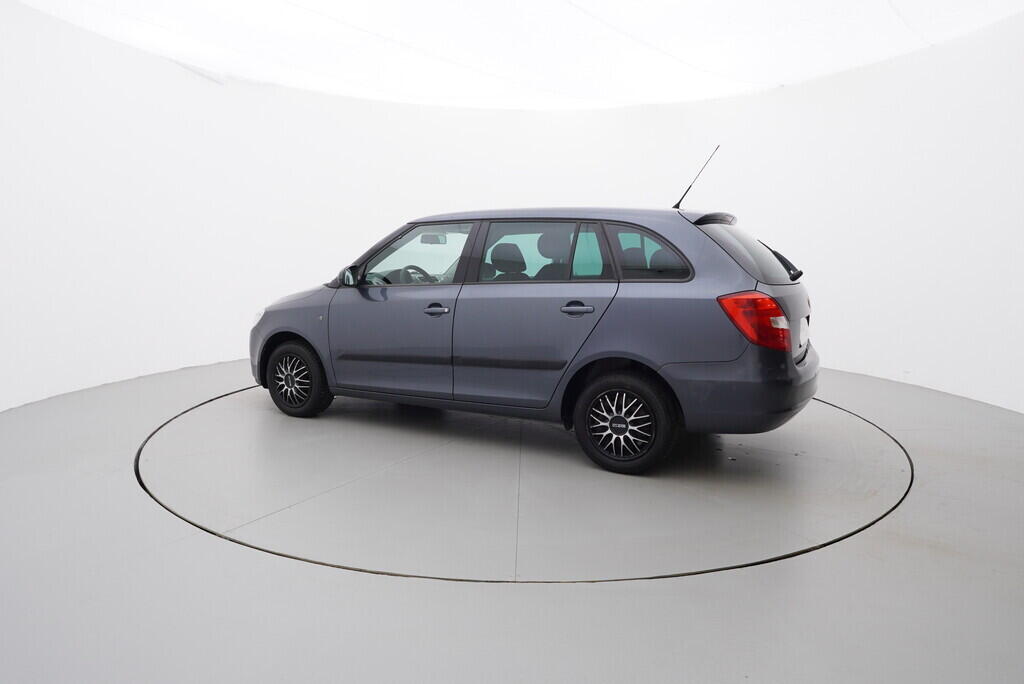 OV190V10053_12.webp_FABIA Elegance 1.6 16V 77 kW automat