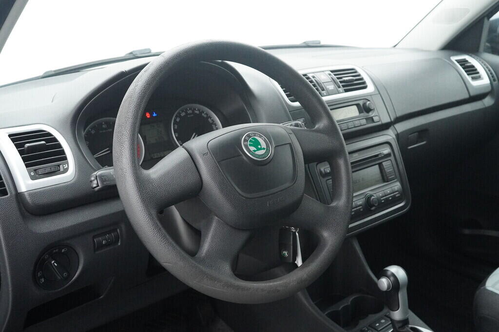 OV190V10053_22.webp_FABIA Elegance 1.6 16V 77 kW automat