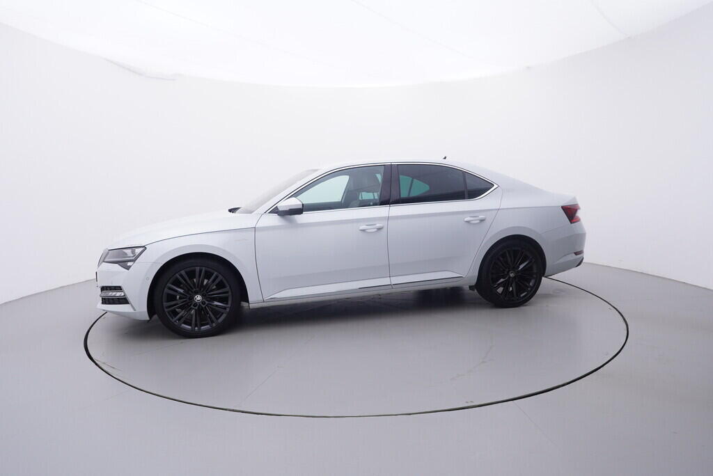 OV190V10055_11.webp_SUPERB L&K 2.0 TDI 147 kW automat, DPH