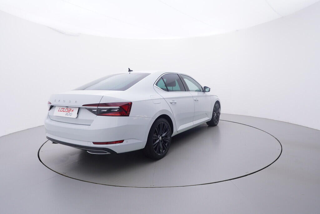 OV190V10055_14.webp_SUPERB L&K 2.0 TDI 147 kW automat, DPH