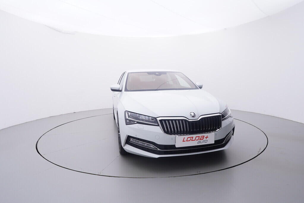 OV190V10055_17.webp_SUPERB L&K 2.0 TDI 147 kW automat, DPH