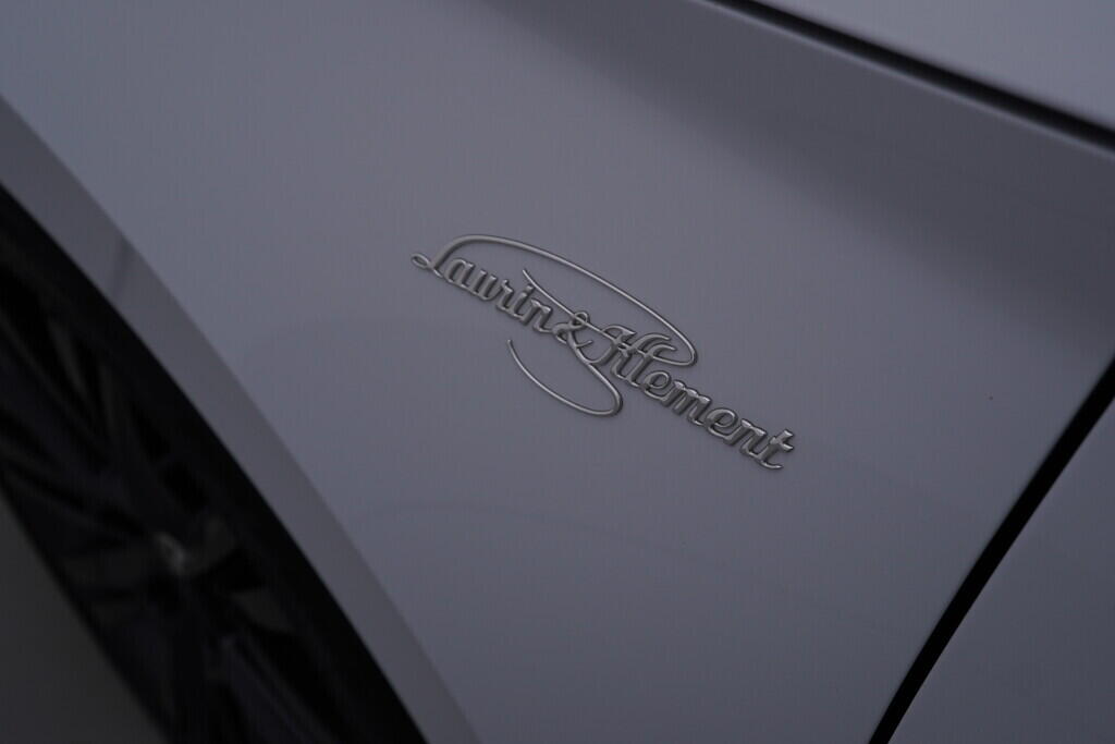 OV190V10055_48.webp_SUPERB L&K 2.0 TDI 147 kW automat, DPH