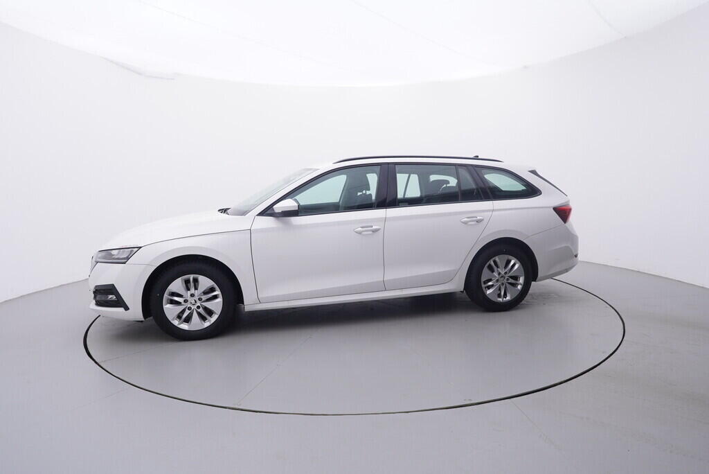 OV190V10056_11.webp_OCTAVIA Ambition 1.5 TSI 110 kW manuál, DPH