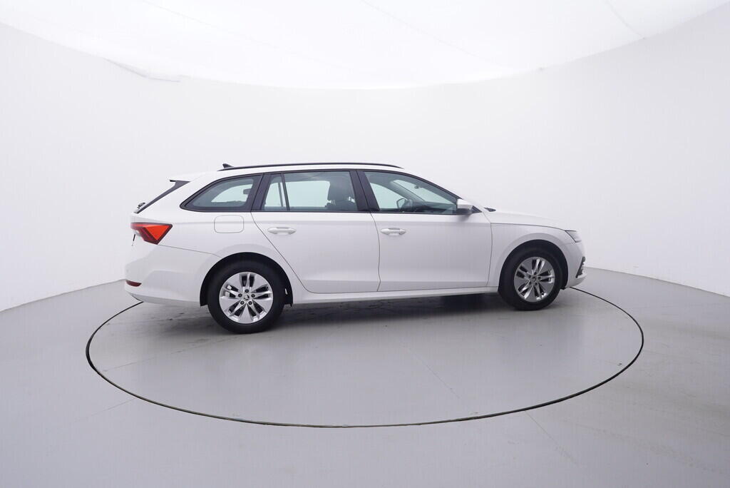 OV190V10056_15.webp_OCTAVIA Ambition 1.5 TSI 110 kW manuál, DPH