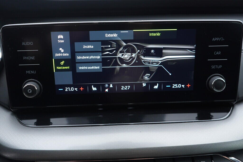 OV190V10056_31.webp_OCTAVIA Ambition 1.5 TSI 110 kW manuál, DPH