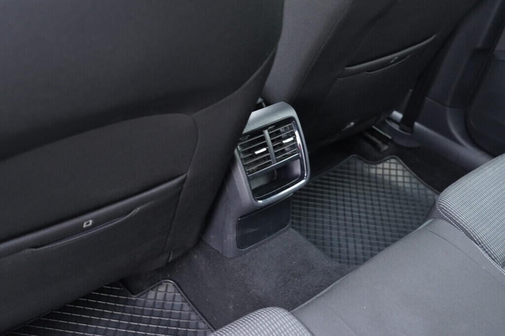 OV190V10056_36.webp_OCTAVIA Ambition 1.5 TSI 110 kW manuál, DPH