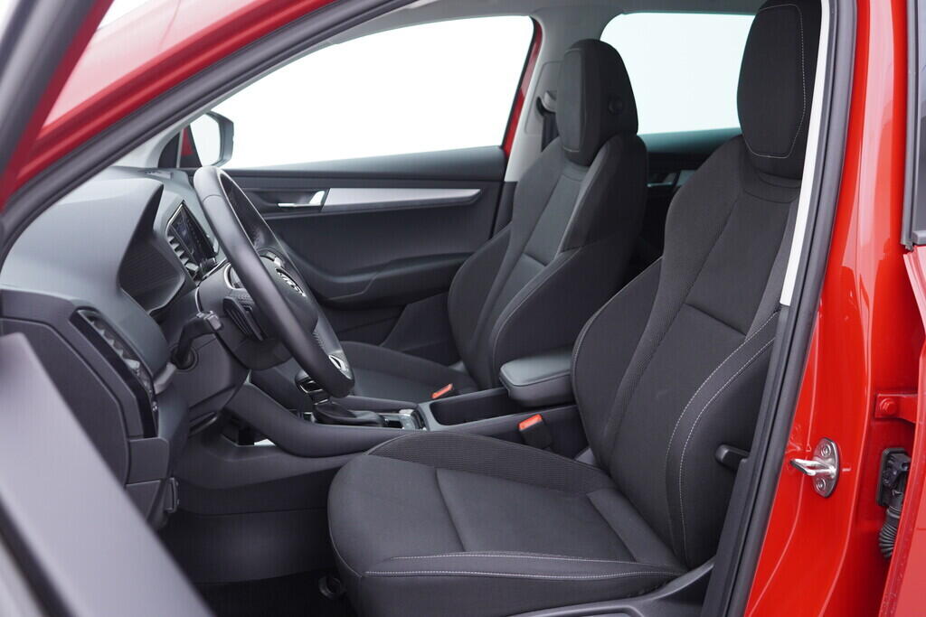 OV190V10057_22.webp_KAROQ Selection 1.5 TSI 110 kW automat, DPH