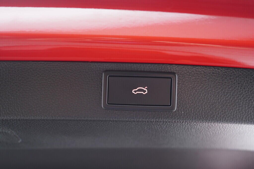 OV190V10057_45.webp_KAROQ Selection 1.5 TSI 110 kW automat, DPH