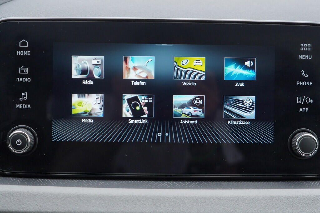 OV190V10061_27.webp_SCALA Top Selection 1.0 TSI 85 kW automat, DPH