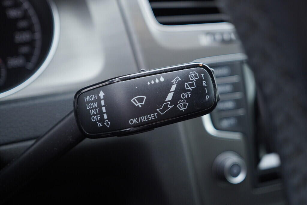 OV190V10073_26.webp_GOLF Comfortline 1.2 TSI 77 kW manuál