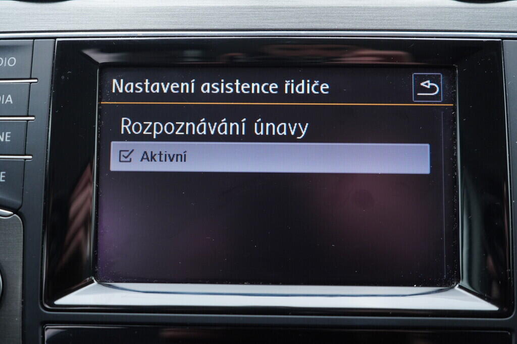 OV190V10073_30.webp_GOLF Comfortline 1.2 TSI 77 kW manuál