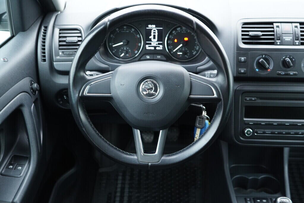 OV190V10076_26.webp_ROOMSTER Ambition 1.2 TSI 63 kW manuál