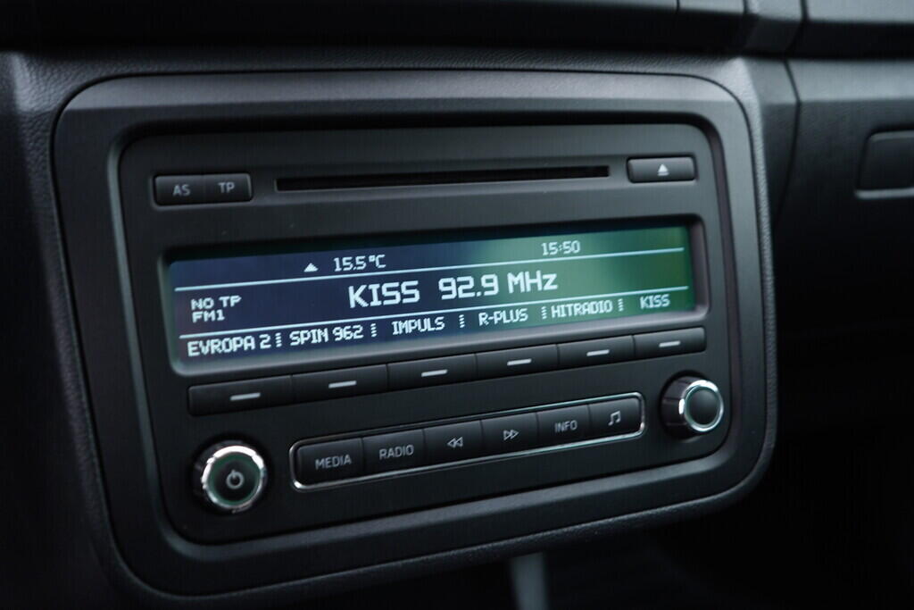 OV190V10076_27.webp_ROOMSTER Ambition 1.2 TSI 63 kW manuál