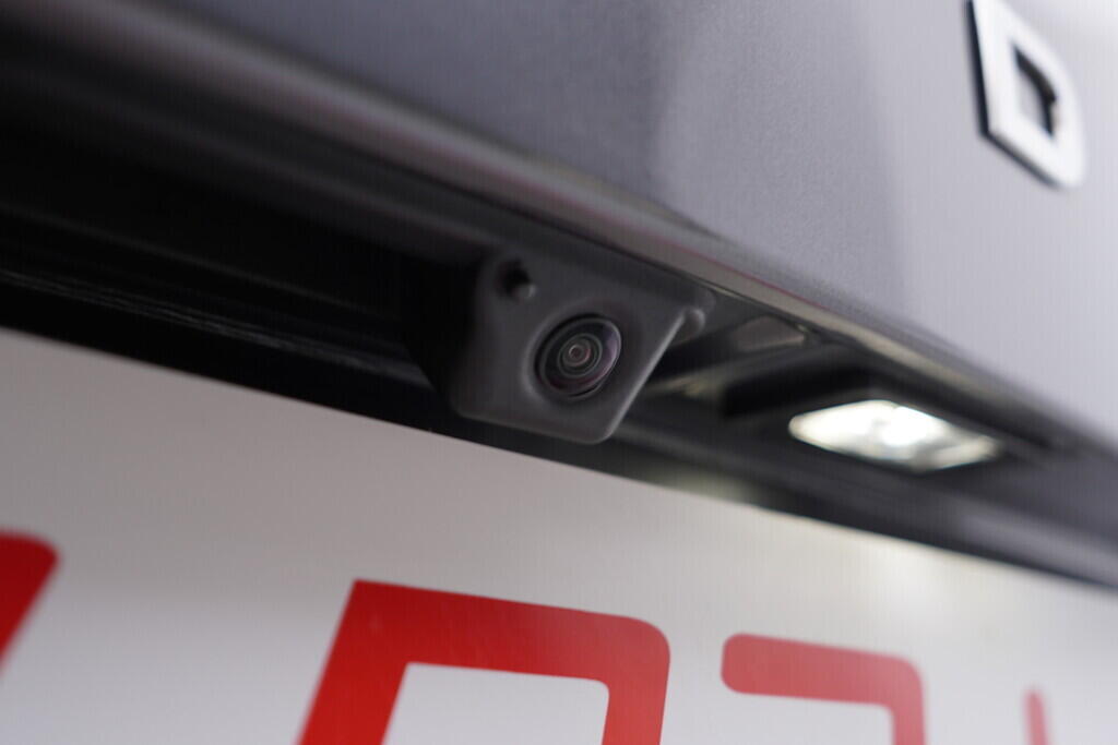 OV190V10084_43.webp_KAROQ  1.5 TSI 110 kW automat, DPH