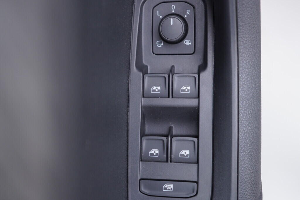 OV190V10085_20.webp_KAROQ Selection 1.5 TSI 110 kW automat, DPH