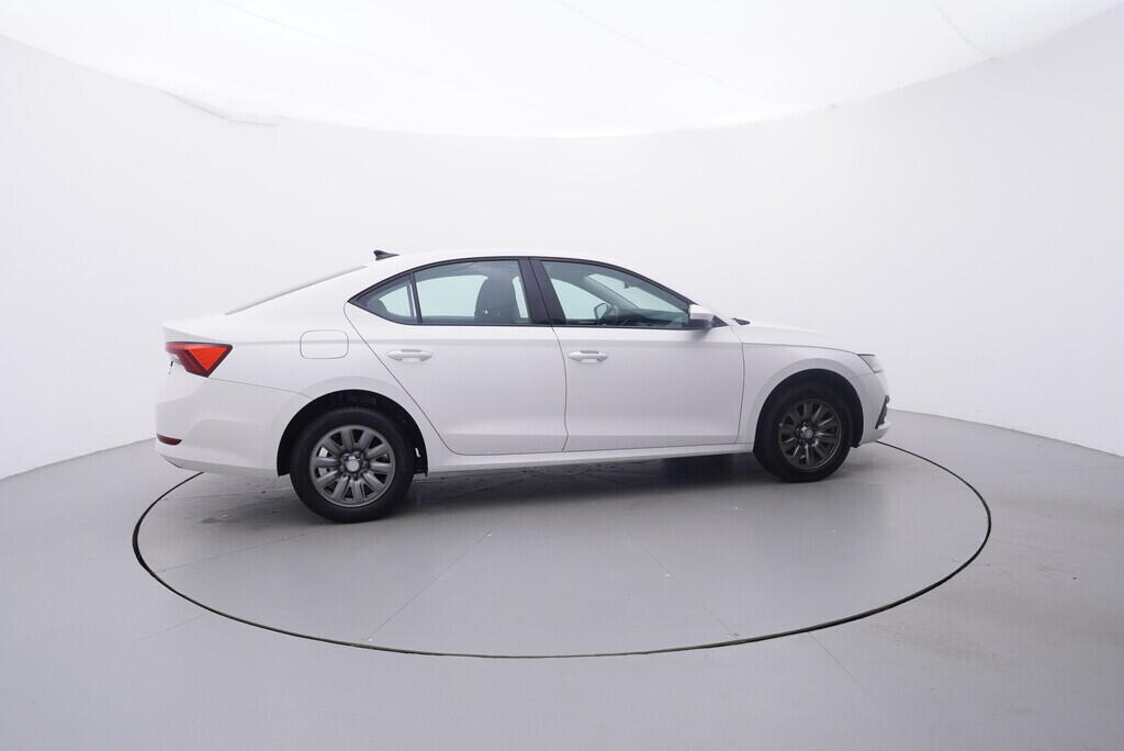 OV190V10091_15.webp_OCTAVIA Ambition 2.0 TDI 85 kW manuál, DPH