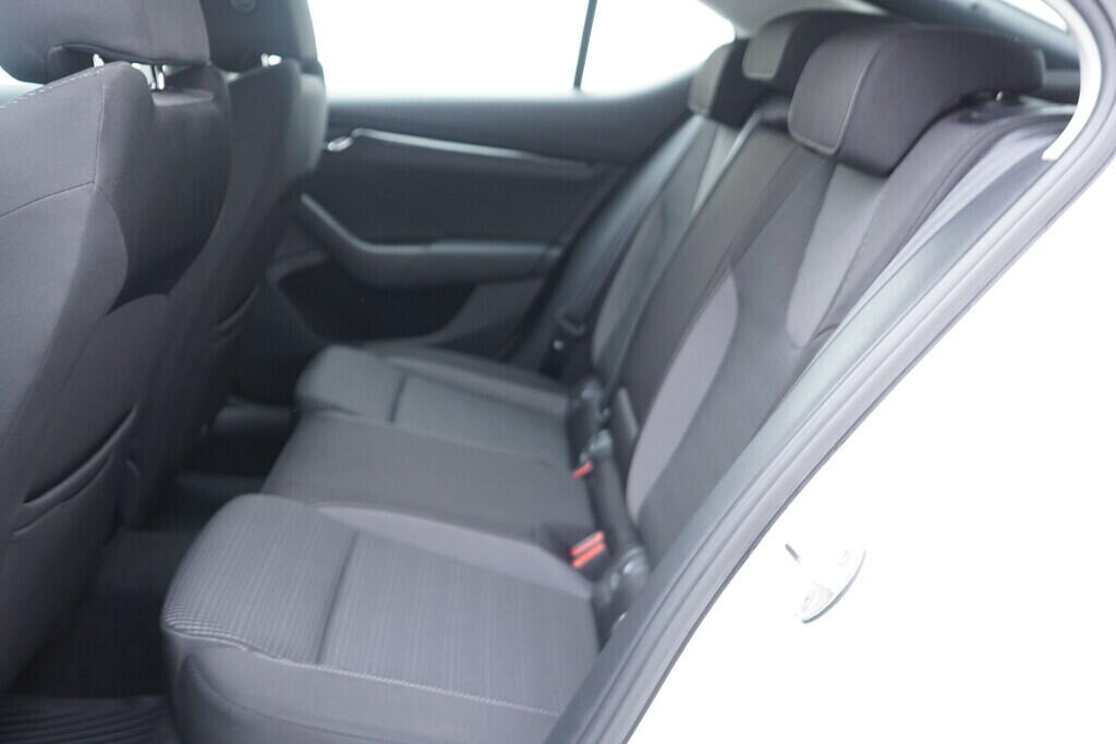 OV190V10091_35.webp_OCTAVIA Ambition 2.0 TDI 85 kW manuál, DPH